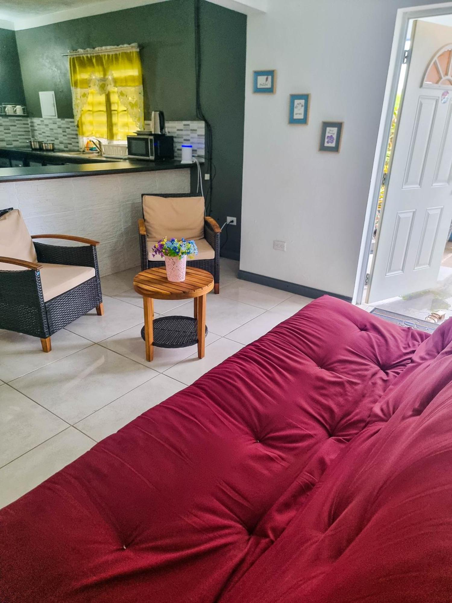 Cattleya Flor Hotel โอรันเยสตัด ภายนอก รูปภาพ